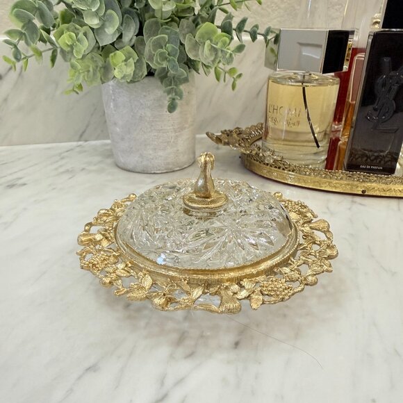 Vintage Other - Vintage Hollywood Regency "Celest" Vanity Bowl with Lid